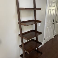 Leaning Shelf - Solid Wood