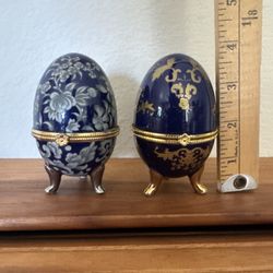 VINTAGE PORCELAIN COBALT BLUE GOLD GILT EGG HINGED FLORAL TRINKET BOX