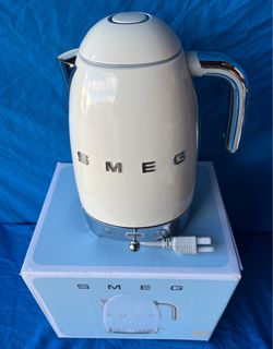 SMEG Variable Temperature Kettle