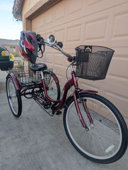 26"x2.35. SCHWINN MERIDIAN TRYCICLE CRUISER. UNISEX. ALUMINUM. LIKE NEW WITH ACCESORIES & FRESHLY TUNE UP 👌🏼