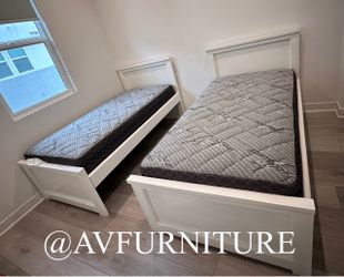 2 White Twin Beds and 2 Mattresses