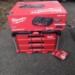 Milwaukee Packout Radio Charger And 3 Drawer Packout Tool Box