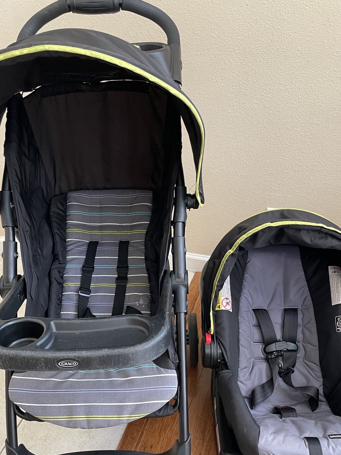 Graco Literider Travel System (Car seat And Stroller)