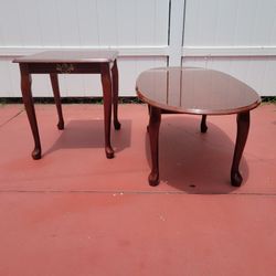 Coffee and end table set for sale