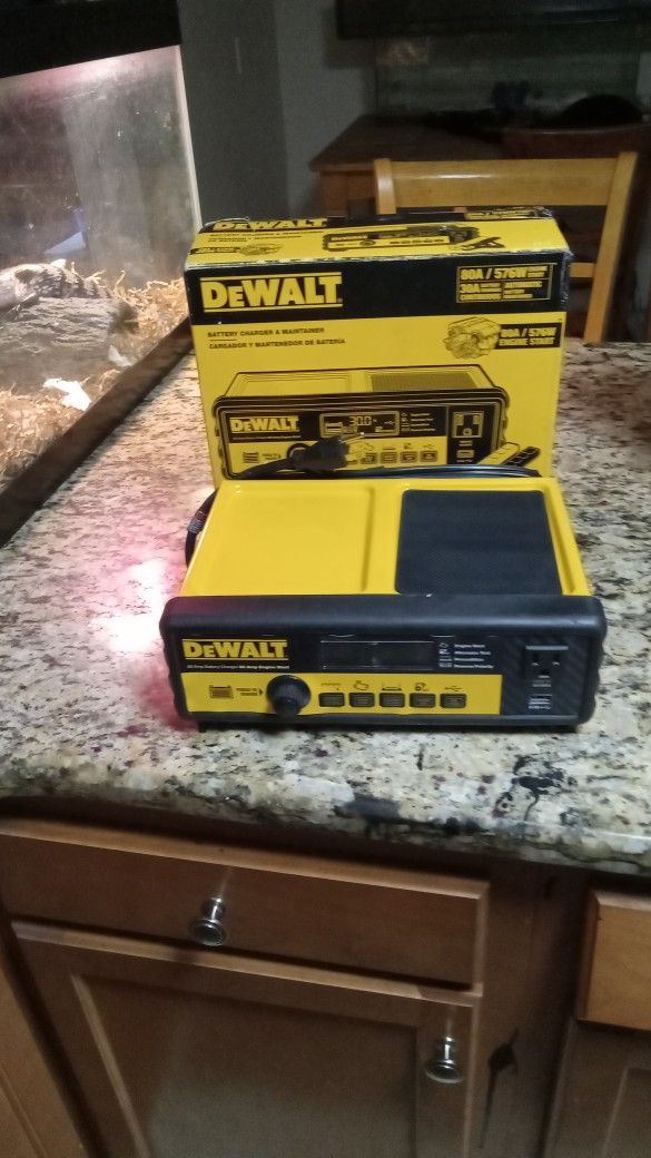 Dewalt Battery Charger