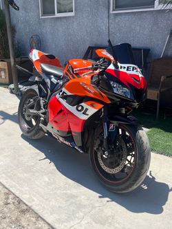 2009 CBR600RR