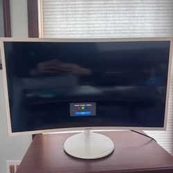 Samsung 32” Curved Monitor C32F391FW 60Hz Refresh Rate 2018