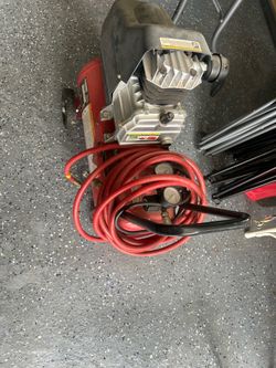 Husky 8 Gallon Air Comoressor