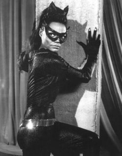 EARTHA KITT "CAT WOMAN" PICTURE