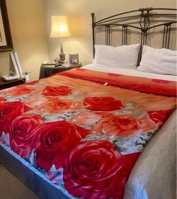 Queen size comforter