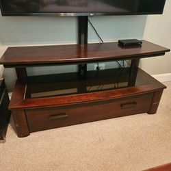 TV console with mounting bracket