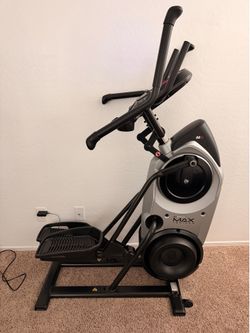 Elliptical Bowflex Max Trainer M6