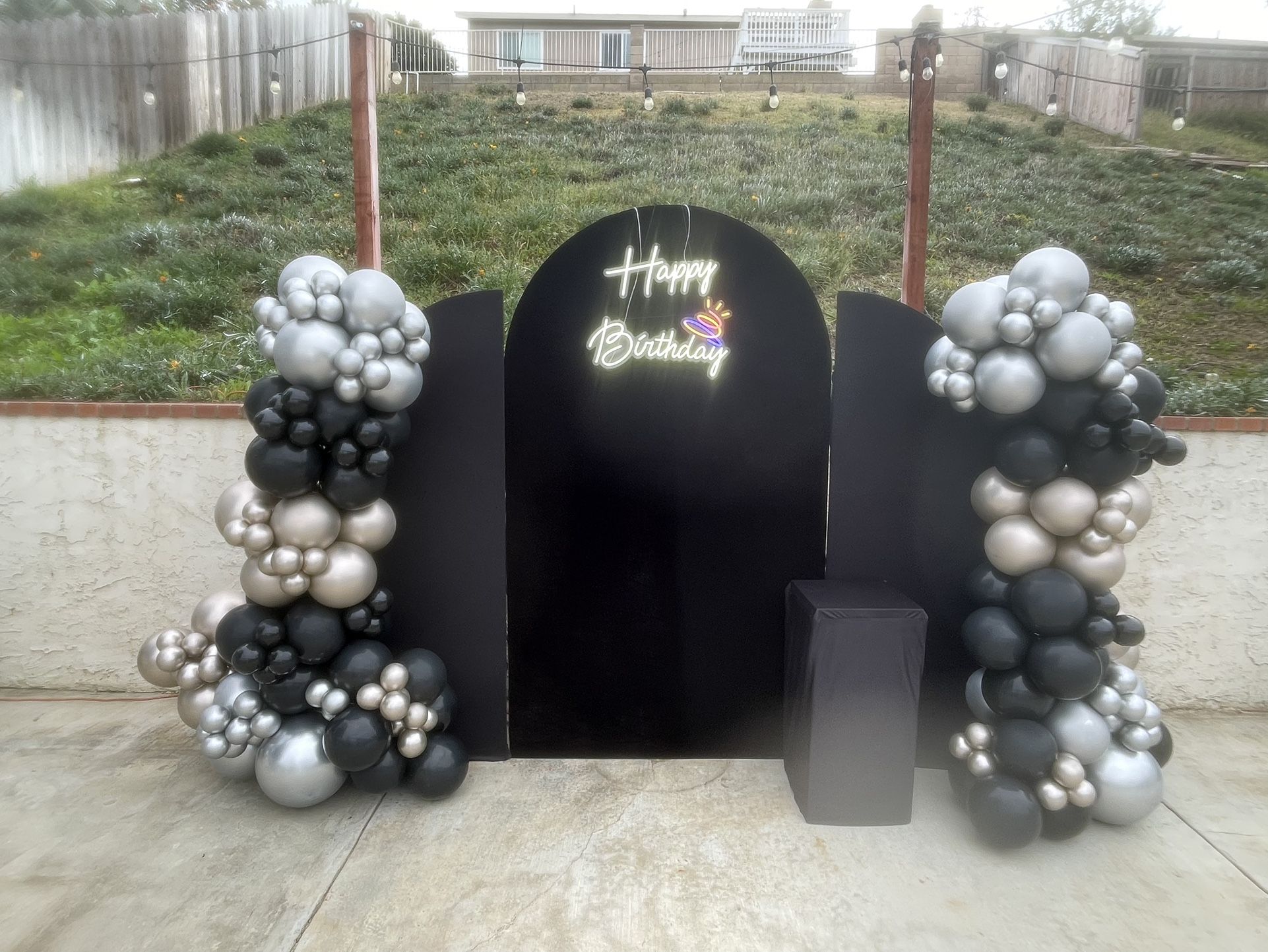 Balloon’s Backdrops And Decor