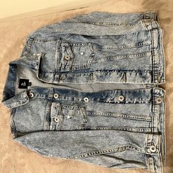 Children’s denim jacket, size 8 — looks like new.