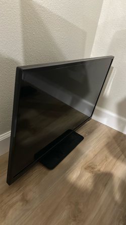 32” TV