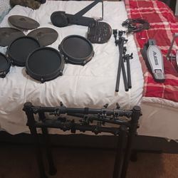 Alesis Nitro Mesh Drum Kit