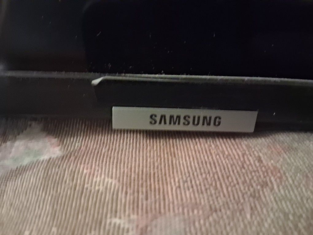 Samsung Tv 50' Inch