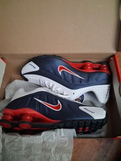 Women's 5.5 nike sneakers brandnew