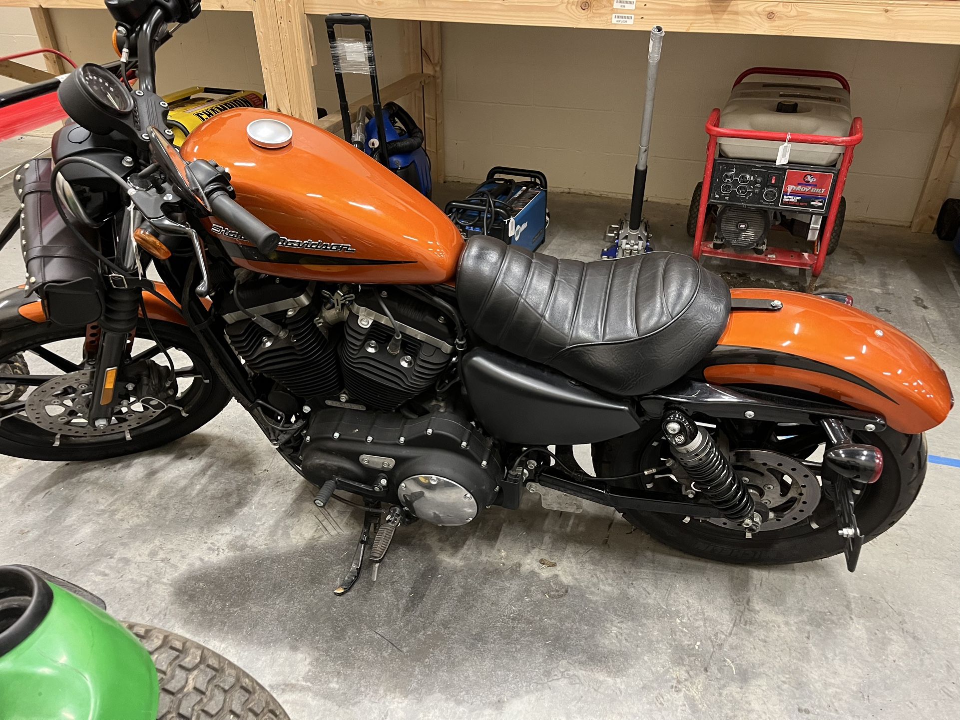2021 Harley Davidson Iron Head