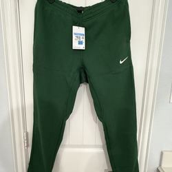 Nike Green Jogger Sweatpants – New With Tags Size M