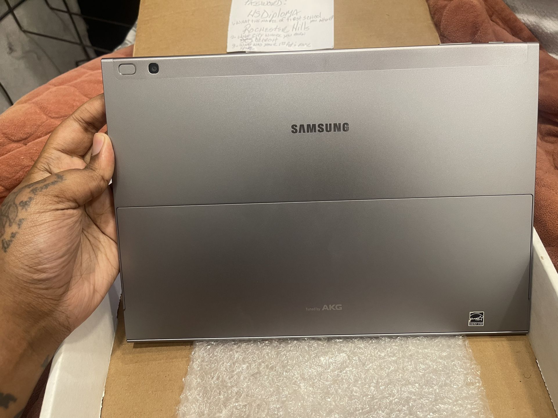 Samsung Galaxy Book2