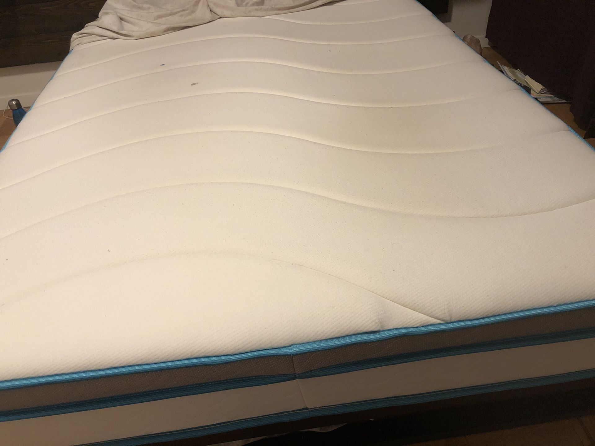 Queen size mattress with two pillows - used