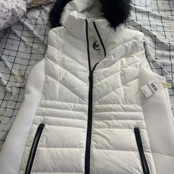 Woman’s 1x Michael Kors jacket vest