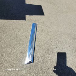 1967 Chevy Impala Lh Fender Molding Nos