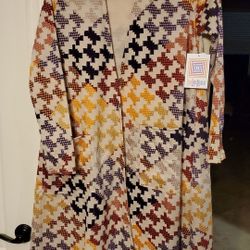 LuLaRoe Small Sarah sweater bnwt