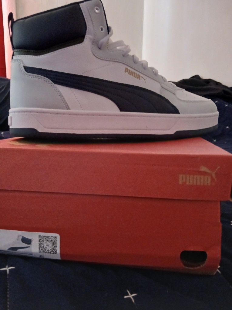 Mens Tennis Shoes 