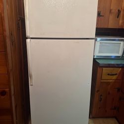 Refrigerator For Sale