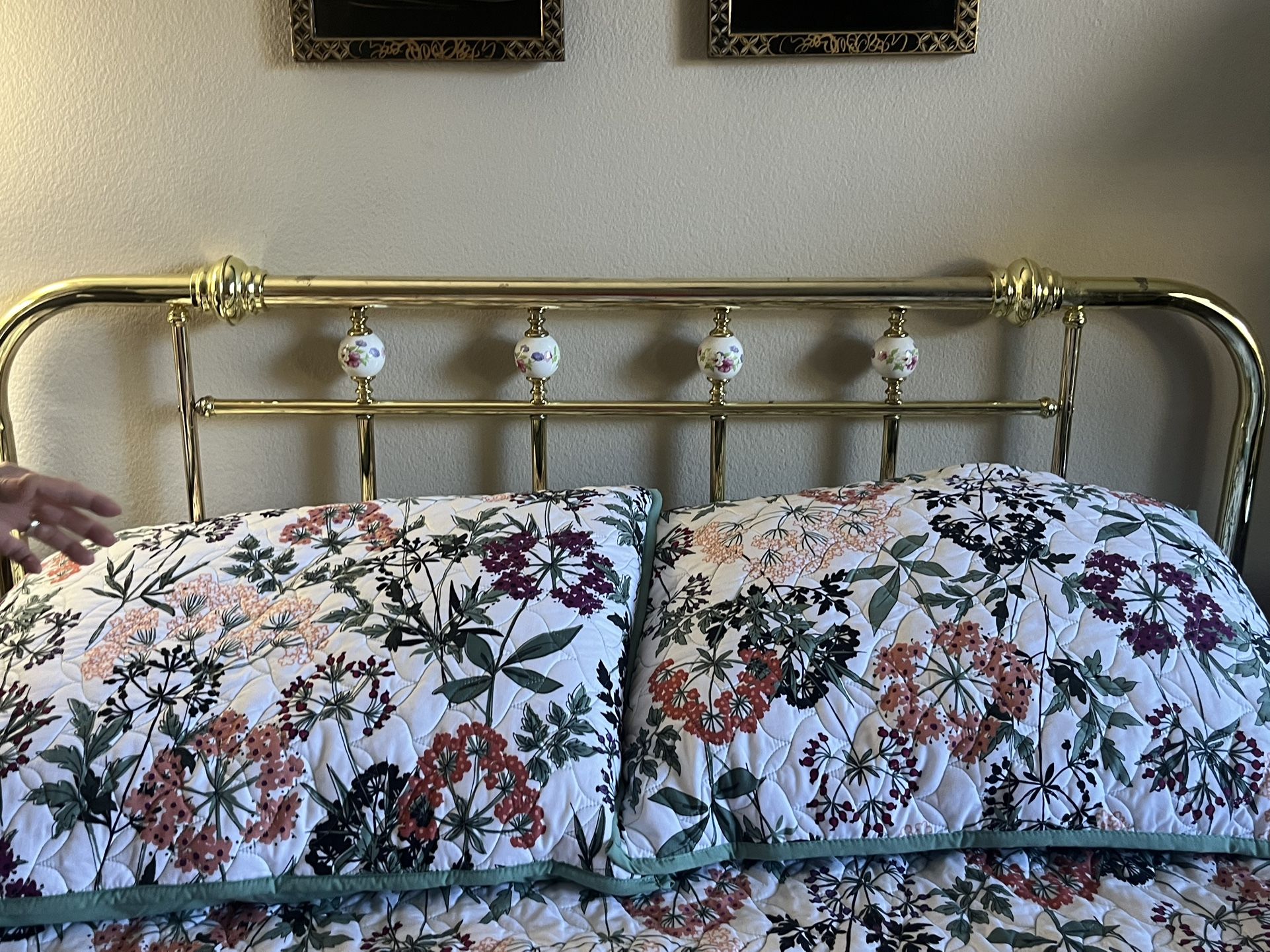 Bed frame 