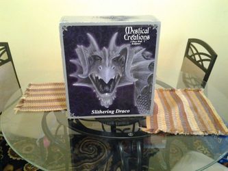 Dragon wall decor