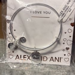 Alex And Ani Aunt bracelet NWT