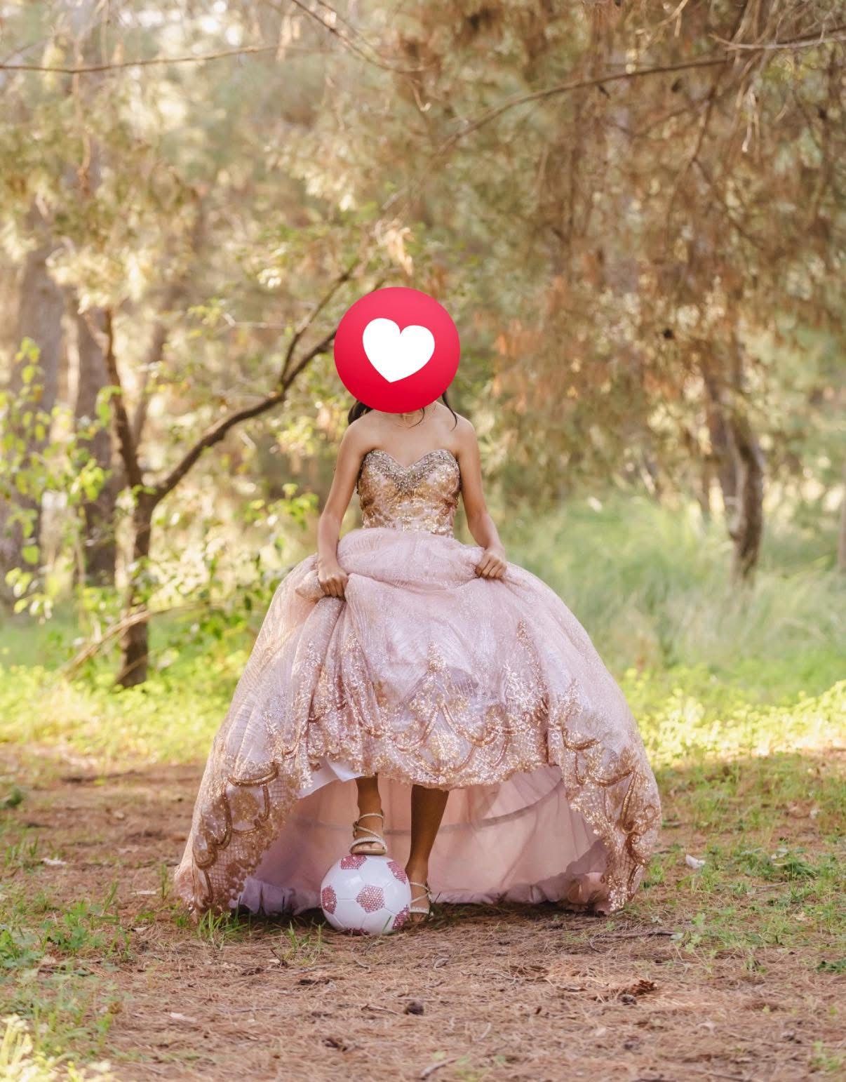 Rose gold quinceaera dress - www.ice4pros.com.br