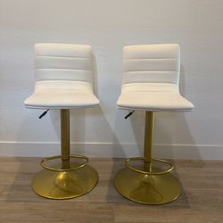 2 Adjustable Counter Stools