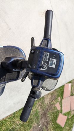 Electric scooter