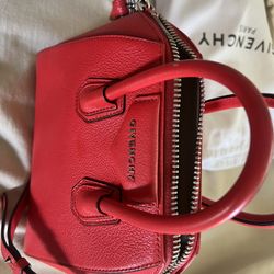 Authentic Givenchy Calfskin Antigona Purse
