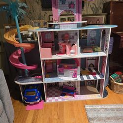 Doll/Barbie House
