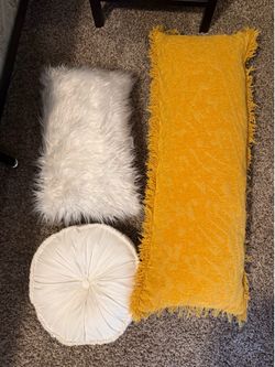Decorative pillows