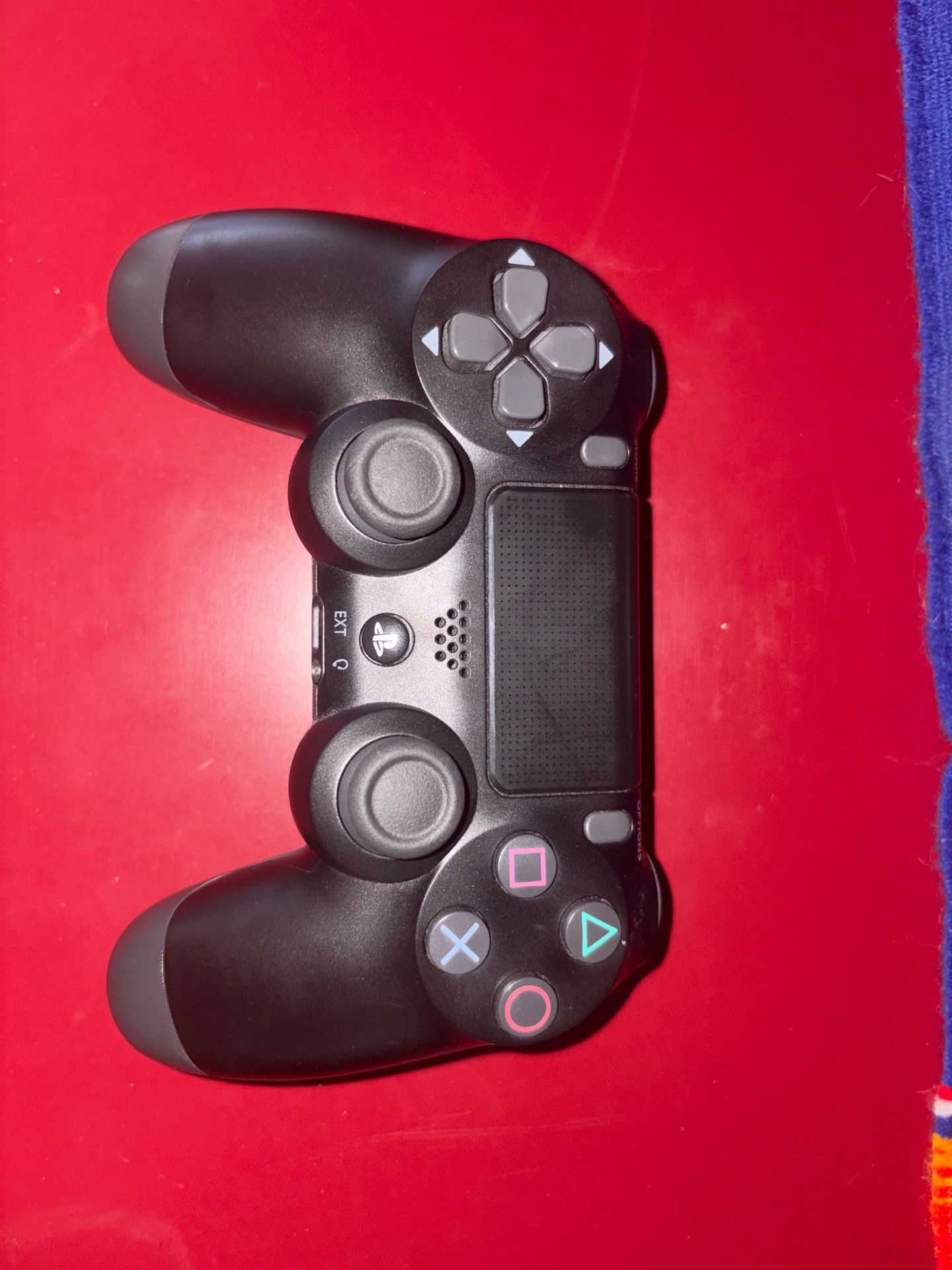 PS4 controllers