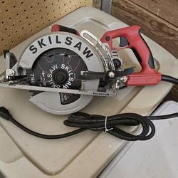 NEW - Skilsaw 7-1/4" Magnesium Worm drive Saw