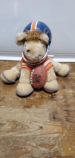 NFL Huddles Denver Broncos