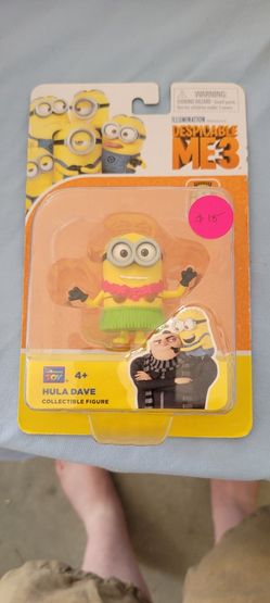 Hula Dave Minion Figure