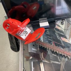  BLack And Decker Hedger