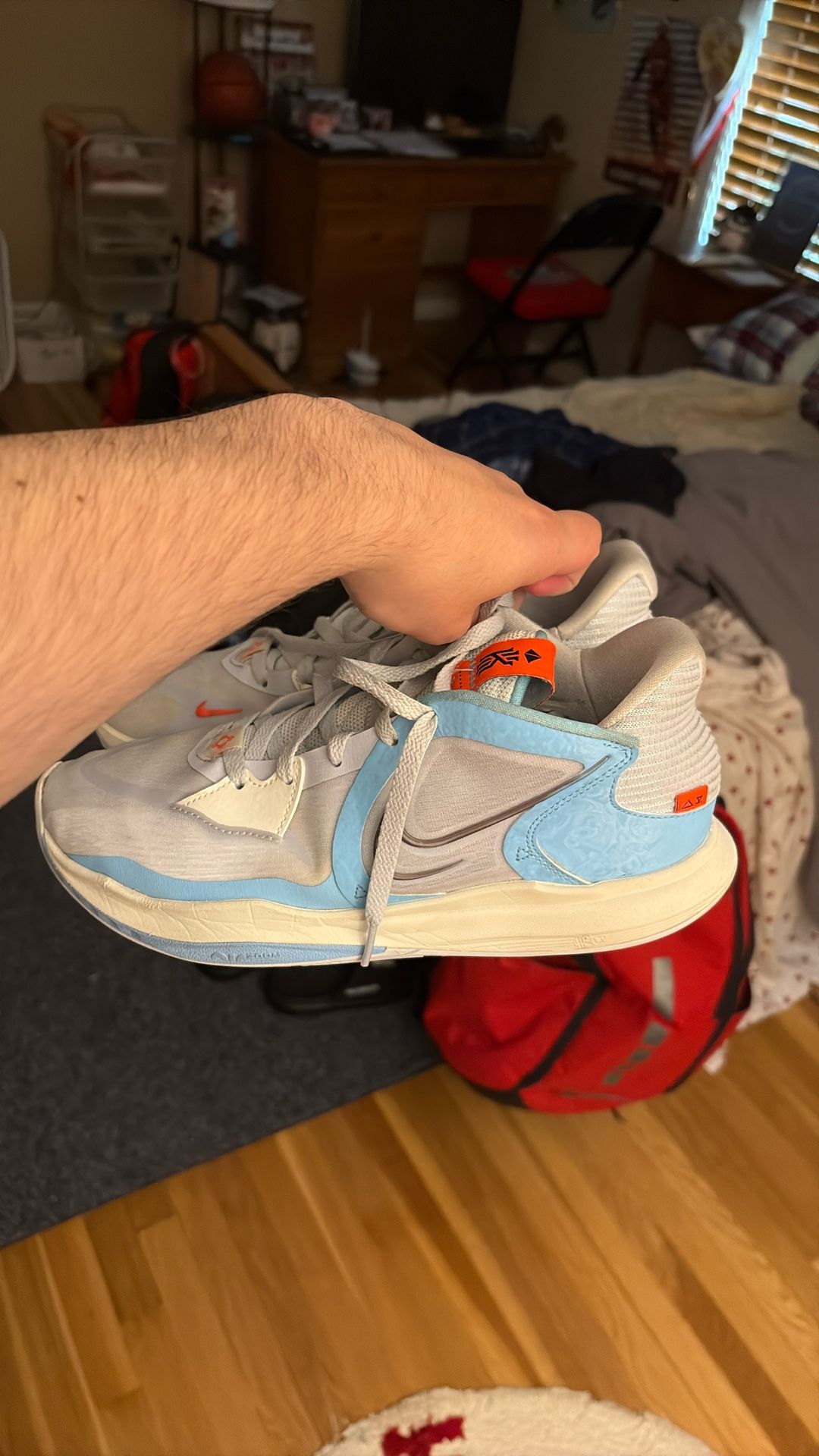 Kyrie 2 Low