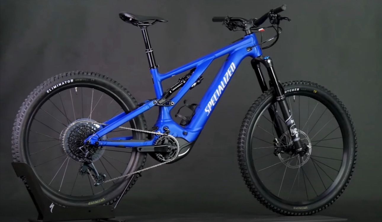 2022 specialized turbo levo comp/Coill blue/excellent E/MTB