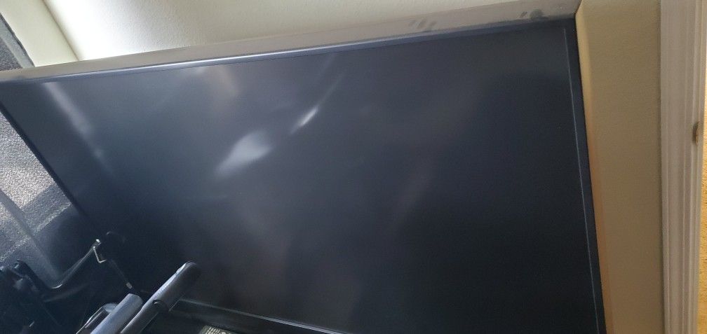 Free Vintage Mitsubishi Projection TV 65"