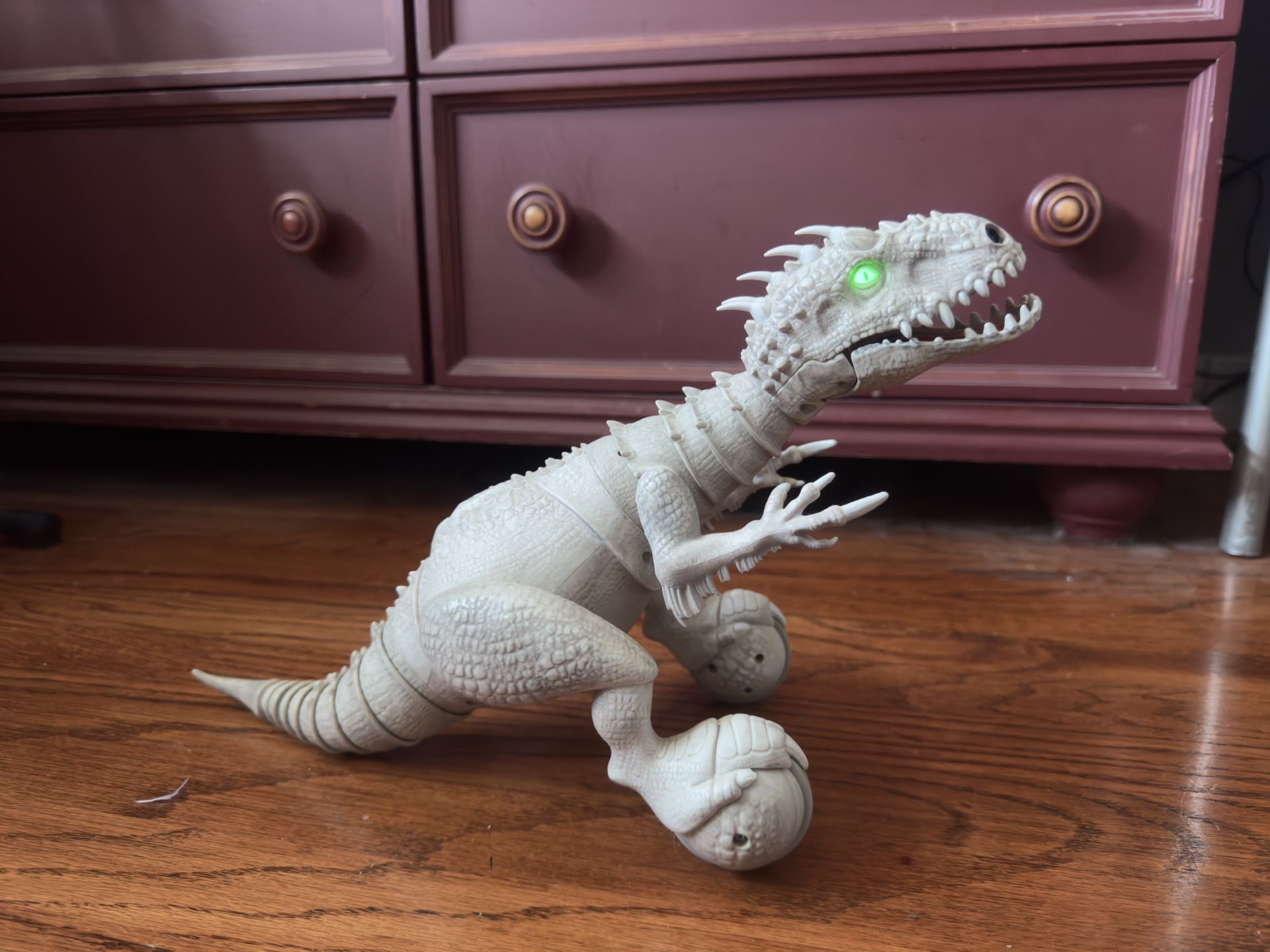 Zoomer Dino Jurassic World Indominus Rex w/Box