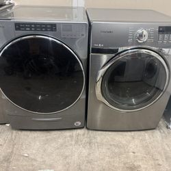 Whirlpool Washer And Samsung Electric Dryer